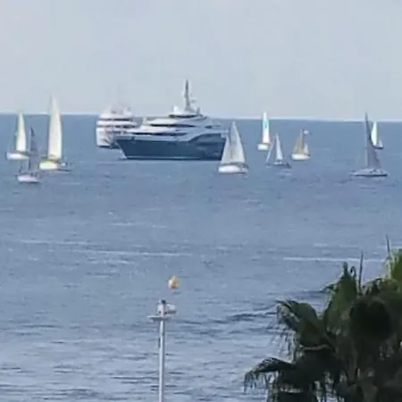 Apartament Beautiful Design Next To The Sea