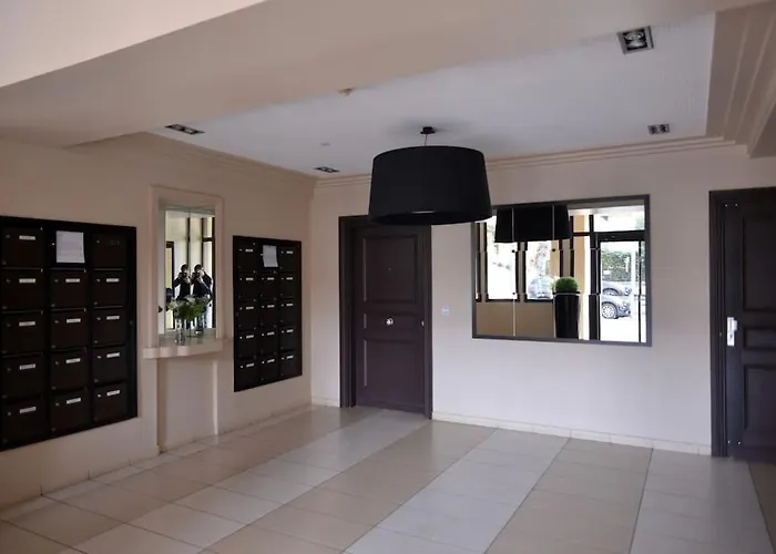 Beautiful Design Next To The Sea Lejlighed Antibes